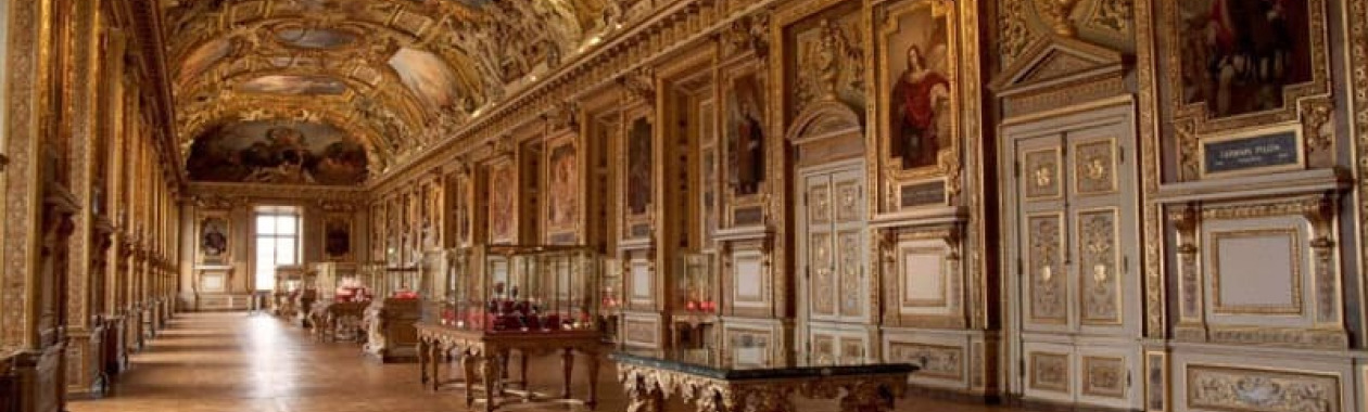 LOUVRE